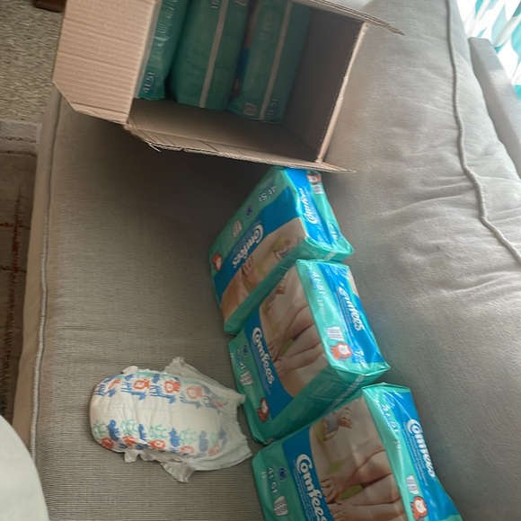 S i X packs of Size 4/5T pull up training pants unisex - Picture 2 of 7